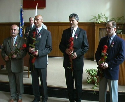 Krzyże dla zasłużonych