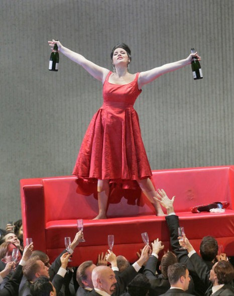 La Traviata w kinie Światowid