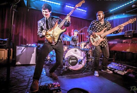 Laurence Jones - angielski blues wraca do Mjazzgi