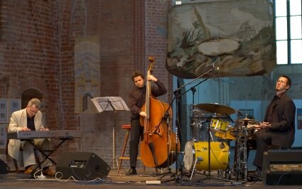 Marcin Gawdzis Trio w Galerii