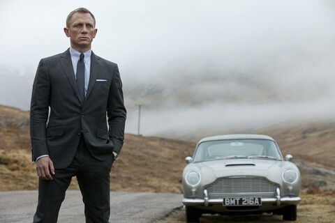 Skyfall w kinie Światowid