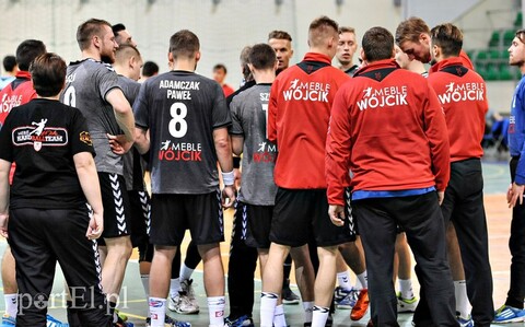 Meblarze przegrali ważny mecz (piłka ręczna)