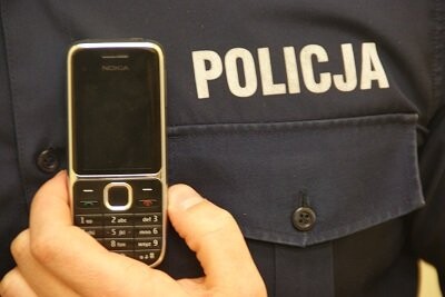 Miał tylko zadzwonić, a ukradł telefon