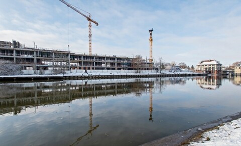 Miasto wróciło nad rzekę (2023 rok w gospodarce okiem naczelnego) 