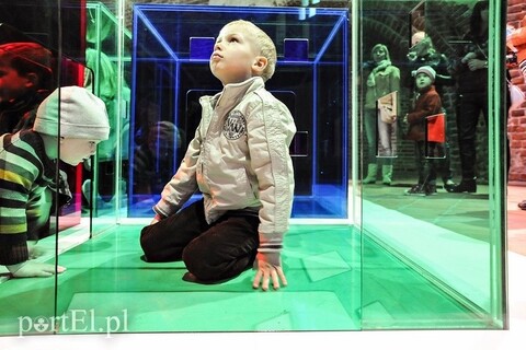 Między zabawą a sztuką