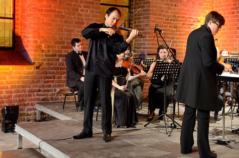 Miłość, Piazzolla i muzyka na opak