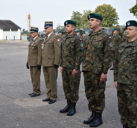 Kolejni żołnierze stawiają się do służby w 16. Pułku Logistycznym w Elblągu