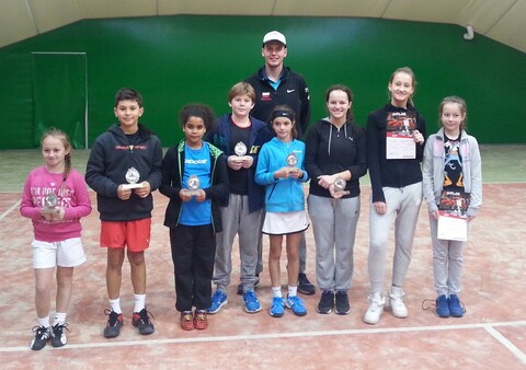 Młodzi zagrali w debla (tenis)