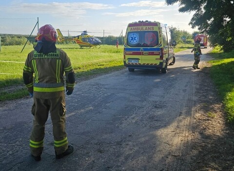 Motocyklista potrącił bliźniaczki