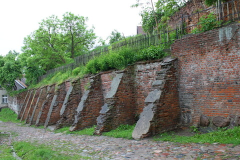 Remont zabytkowych murów za miliony