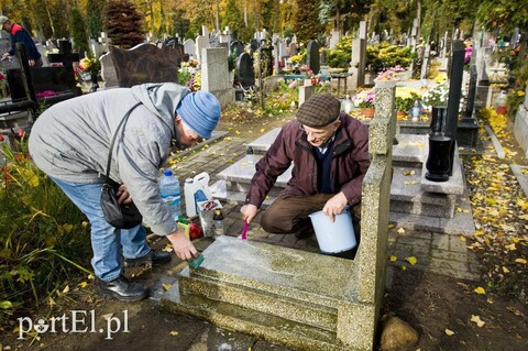 Tylko w Polsce tak się dba o groby...
