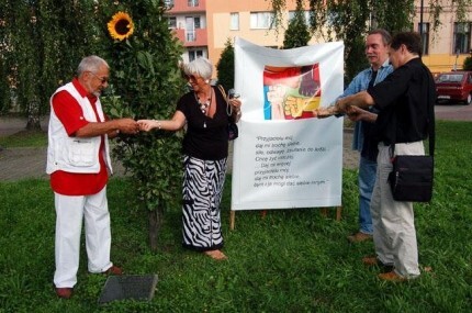 Legenda Marka Kotańskiego ożyła pod dębem tolerancji