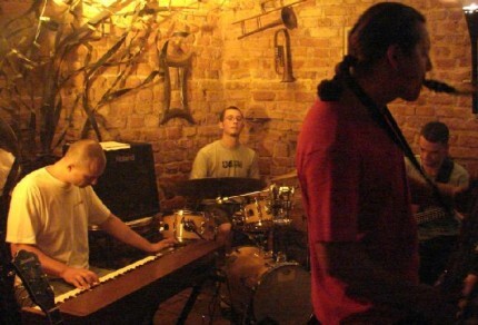 Środowy jam