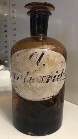 Naczynie z kantarydą (Historia jednego przedmiotu cz. 168) 