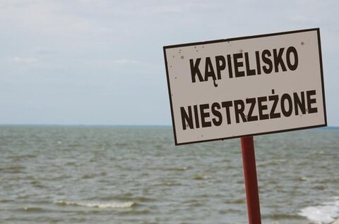 Nadal zakaz kąpieli nad Zalewem