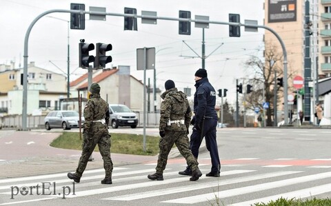 Nowe obostrzenia. W Elblągu spokojnie, tylko ludzie jakby smutniejsi