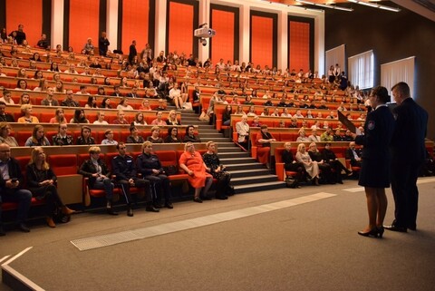 O cyberprzemocy na konferencji