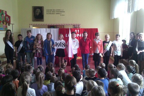 Obchody Odzyskania Niepodległości w SP nr 8