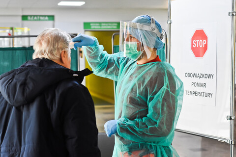Mieszkańcy pomagają szpitalom