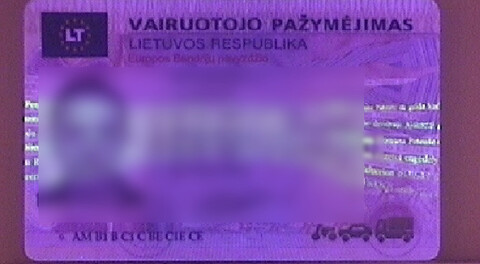 Obywatel Niemiec z fałszywym prawem jazdy