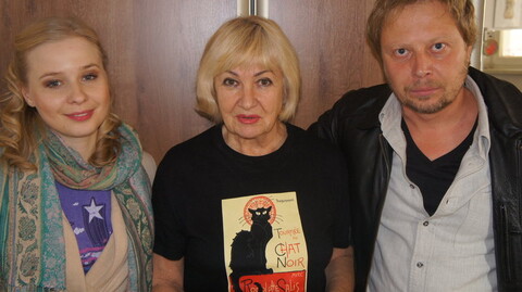 Pępowina przy stoliku