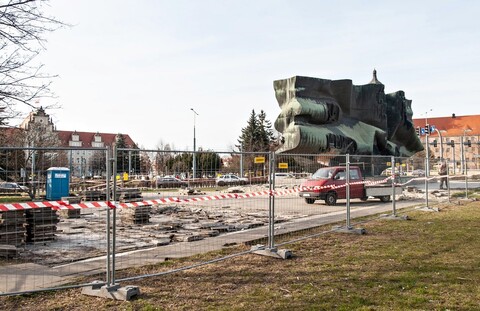 Odrodzenie pomnika