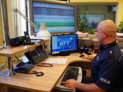 ,,Oficer dyżurny policji, w czym mogę pomóc?