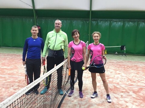 Orzeszki i B&M Tennis Club w formie