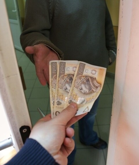 Oszuści atakują głównie osoby starsze. Oto jak działają