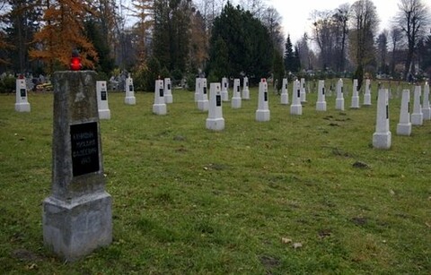 Pamiętajmy o cmentarzach wojennych