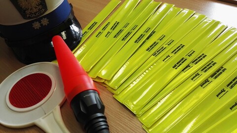 Pamiętajmy o odblaskach – teraz szybciej zapada zmrok