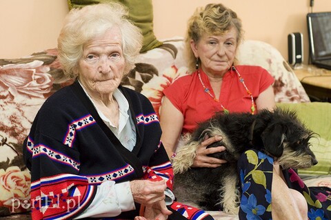 Tina szczeka, sąsiedzi się skarżą