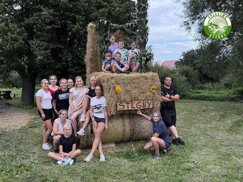 Parada traktorów i siatkarski turniej