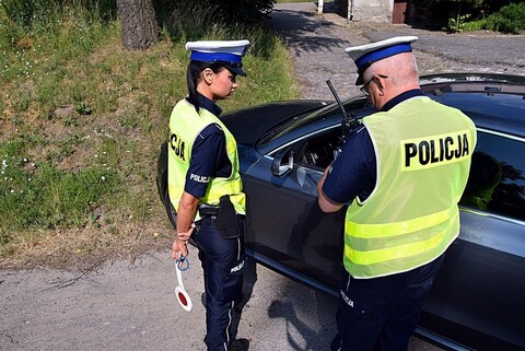 Pędził pod szkołą 119 km/h