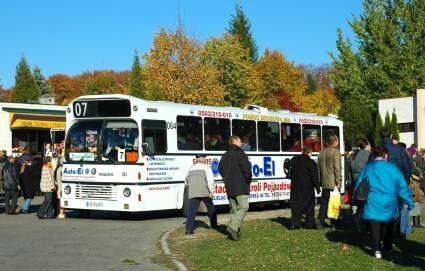 Łatwiej autobusem