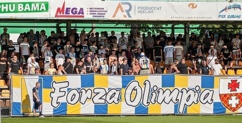 Pierwsza wygrana Olimpii i to z liderem