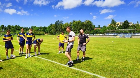 Olimpia przedłuża kontrakty, buduje od obrony