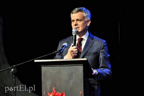 Piotr Żuchowski szefem sejmiku, na marszałka poczekamy