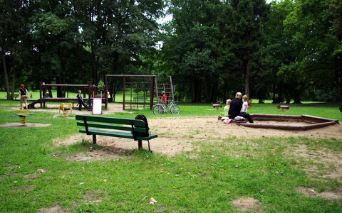 Plac zabaw będzie, ale później
