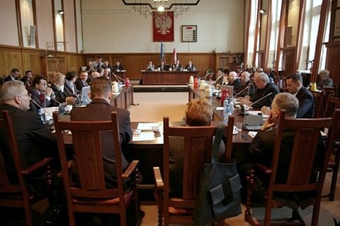 EPEC znów podzielił Lewicę