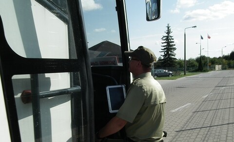 Po wpływem alkoholu kierował autobusem rejsowym