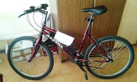 Wpadł przez łańcuch w rowerze