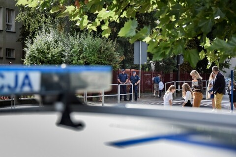 Policja rozpoczęła służbę przy szkołach