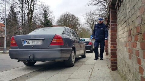 Posypały się mandaty za złe parkowanie na chodniku