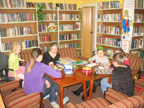 Pomyszkuj w bibliotece