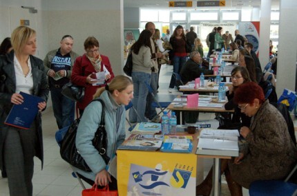 Ponad tysiąc ofert pracy czeka na bezrobotnych