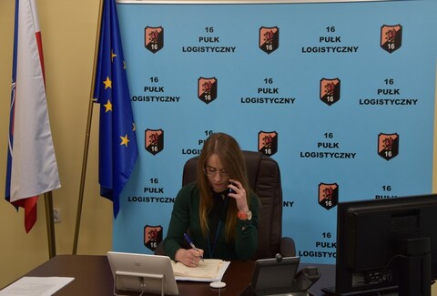 Służą na każdym froncie