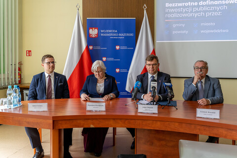PiS się chwali dotacjami