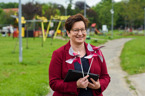 Posłanka Falej: lekcja wuefu zamiast religii
