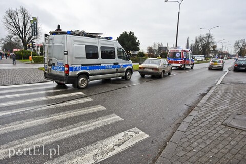 Potrącenie na Grunwaldzkiej, 58-latka trafiła do szpitala